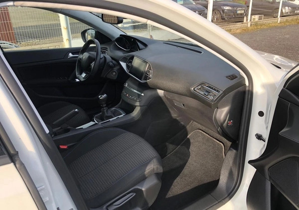 Peugeot 308 cena 34900 przebieg: 71000, rok produkcji 2019 z Kleczew małe 92